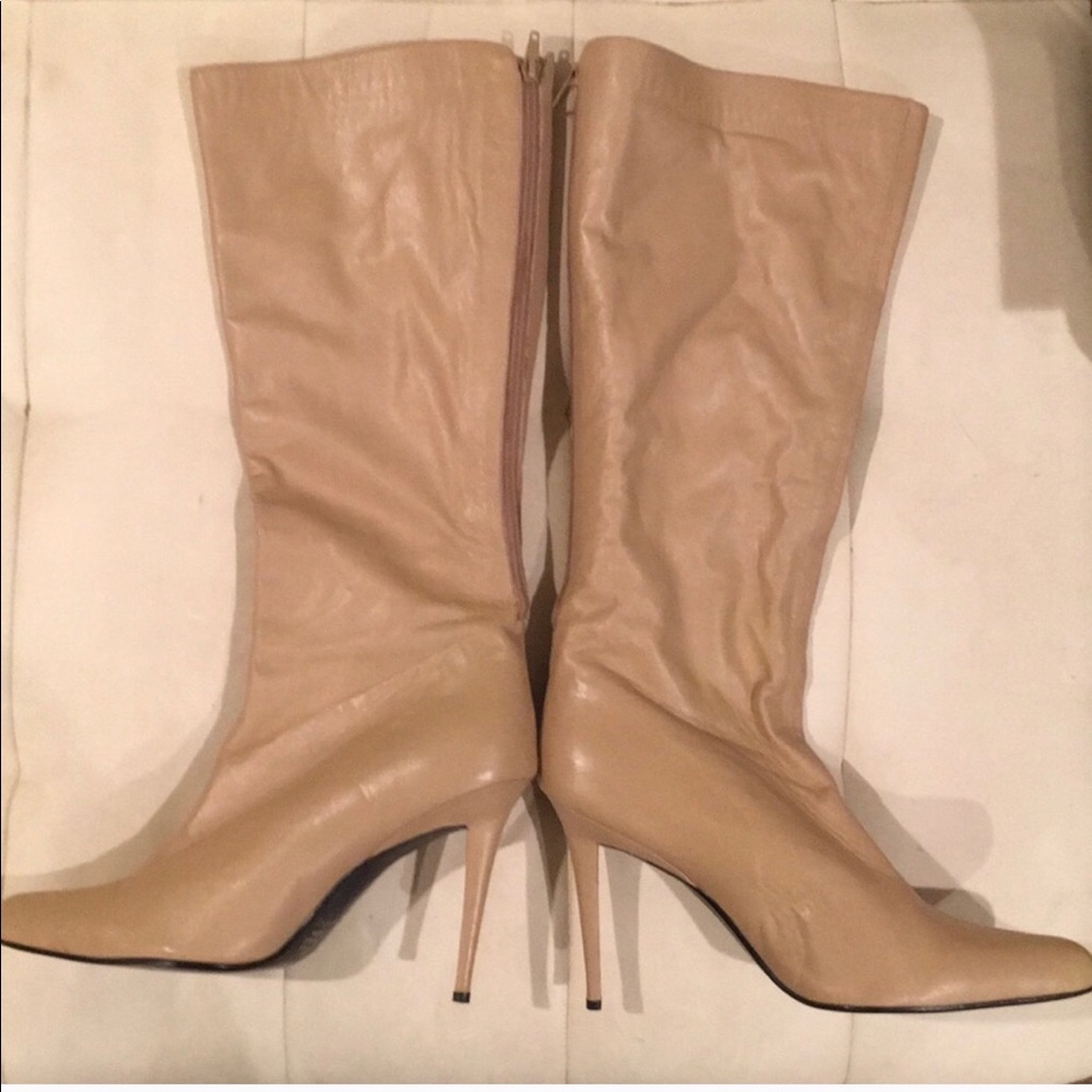 Mid length boots